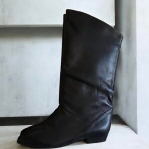 Botas cuero caña alta sin uso